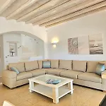 Villa Magenta